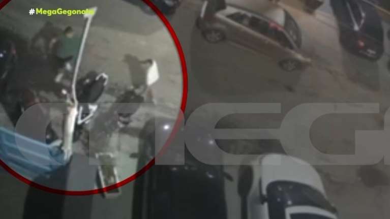 Μπουρνάζι: Βίντεο ντοκουμέντο από τη συμπλοκή νεαρών με αστυνομικούς - Δύο συλλήψεις σεσημασμένων