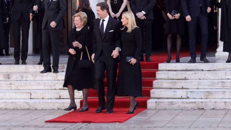 Στο Λονδίνο Παύλος και Μαρί Σαντάλ για τη στέψη του Καρόλου - Γιατί έχουν σιωπήσει στα social media