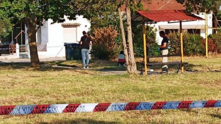 Δολοφονία στις Σέρρες: Για μια γυναίκα βγήκαν τα μαχαίρια - Νεκρός 20χρονος, άφαντος ο δράστης