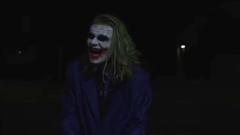 Ο Έρλινγκ Χάαλαντ &quot;μεταμορφώνεται&quot; σε Joker για το Halloween και ξαφνιάζει ανυποψίαστους πολίτες στο Μάντσεστερ [βίντεο]