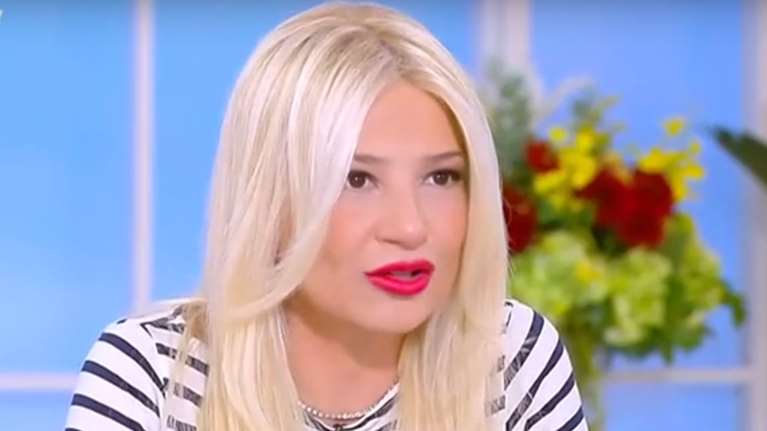 Ένταση στην εκπομπή της Φαίης Σκορδά με τον Τριαντάφυλλο - &quot;Αυτό το ρεπορτάζ που λες τώρα δημόσια σηκώνει μήνυση&quot;