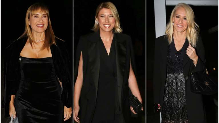 Παρουσιάστριες στα μαύρα: Το διπλό blazer της Κοσιώνη, το total βελούδο της Ζαχαρέα και το μίνι της Παναγοπούλου