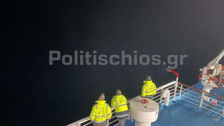 Χίος: Κρατούμενος φυλακών έπεσε στη θάλασσα από πλοίο - Πώς διέφυγε από την προσοχή των αστυνομικών