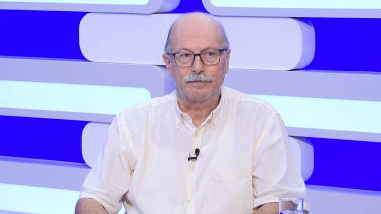 Αντιδήμαρχος Δήμου Αθηναίων: &quot;Οι δρόμοι της Αθήνας είναι βρώμικοι από άστεγους και Ρομά&quot;