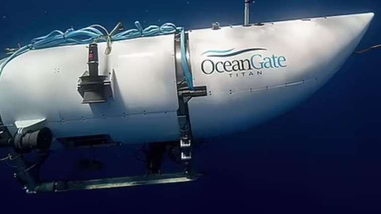 Οι τελευταίες στιγμές των 5 εκατομμυριούχων στο υποβρύχιο Titan: Είχαν σβήσει τα φώτα και άκουγαν μουσική