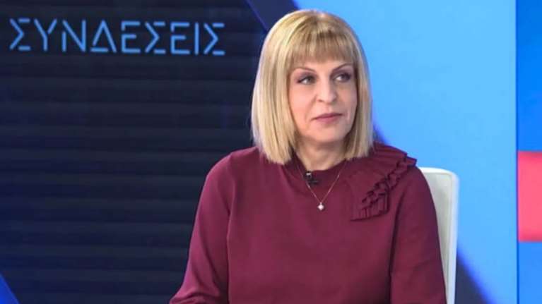 &quot;Γαλάζια ανταρσία&quot; στη Βουλή: O Μητσοτάκης έκανε πίσω για την τοποθέτηση της Φουντεδάκη σε ανεξάρτητη αρχή