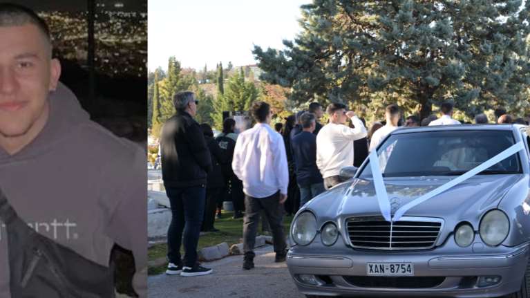 Χαλκίδα: Βαρύ πένθος στην κηδεία του 20χρονου Μάριου - Ντυμένοι στα λευκά οι φίλοι του [εικόνες - βίντεο]