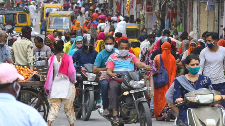 Κορονοϊός: Ανησυχία για τη νέα μετάλλαξη &quot;Κένταυρος&quot; - Εξαπλώθηκε ήδη σε 10 χώρες