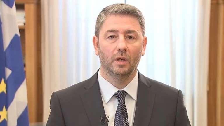 Ανδρουλάκης: Αυτοκρατορική και αλαζονική η συμπεριφορά Μητσοτάκη - Τάσο Γιαννίτση για ΠτΔ προτείνει το ΠΑΣΟΚ