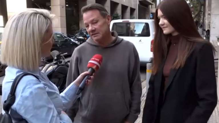 Ο Απόστολος Λύτρας για πρώτη φορά μπροστά στην κάμερα με τη 19χρονη κόρη του [βίντεο]