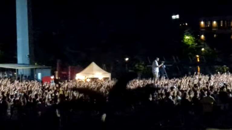 Σε συναυλία του Κωνσταντίνου Αργυρού το &quot;ντου&quot; της εφορίας στα Χανιά - Λουκέτο και πρόστιμα για μη έκδοση αποδείξεων