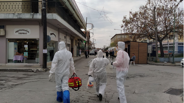 Κορονοϊός: 5 νέα κρούσματα στη Λάρισα - Είναι επαφές της γυναίκας Ρομά που βρέθηκε θετική