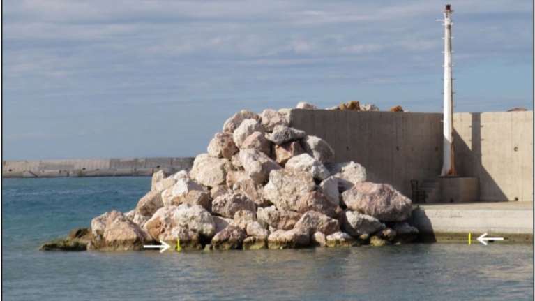 Σεισμός στη Σάμο: Το νησί ανυψώθηκε κατά 18 με 25 εκατοστά από τα 6,7 Ρίχτερ - Εντυπωσιακές εικόνες