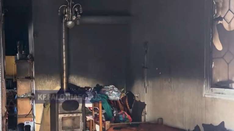 Κεφαλονιά: Σε πολύ βαριά κατάσταση το 3χρονο παιδί μετά την φωτιά στο σπίτι της οικογένειας - &quot;Εισέπνευσε πάρα πολύ καπνό&quot;