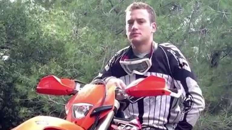 Γλυκά Νερά: Η χλιδάτη ζωή με τα ακριβά πούρα του 33χρονου συζυγοκτόνου - Η αγορά του οικοπέδου και η ανέγερση του νέου σπιτιού