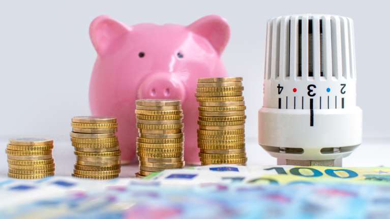 Τι αλλάζει στους λογαριασμούς του ρεύματος από τον Ιούνιο - Ερχονται μειώσεις τιμών και μηδενικές επιδοτήσεις