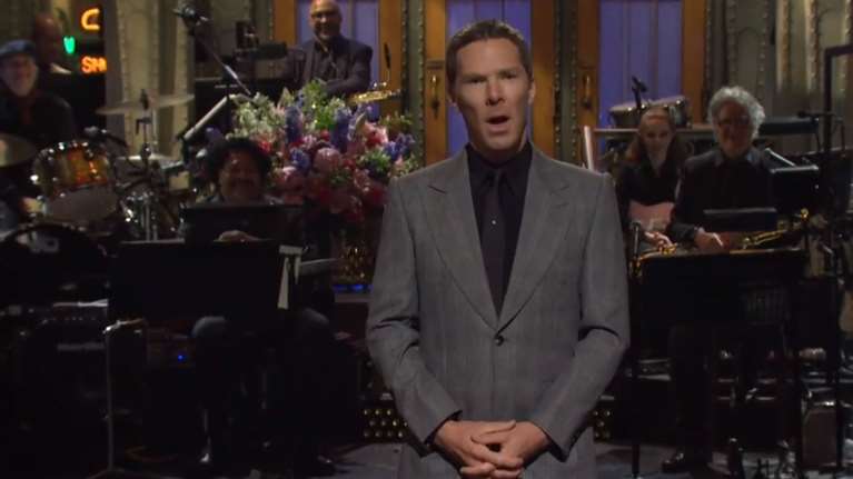 Ο Μπένεντικτ Κάμπερμπατς διαφήμισε την Ελλάδα μέσω της μητέρας του - Η απάντηση του Κικίλια