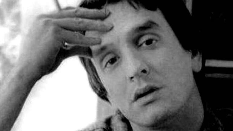 Έφυγε από τη ζωή ο Δημήτρης Ψαριανός, ο ερμηνευτής του Μεγάλου Ερωτικού