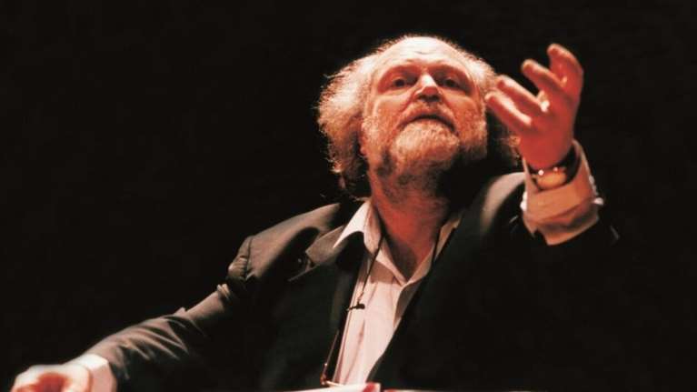 &quot;Η μουσική ψυχή της Ελλάδας σίγησε&quot;: Ο συγκινητικός αποχαιρετισμός της οικογένειας του Γιάννη Μαρκόπουλου