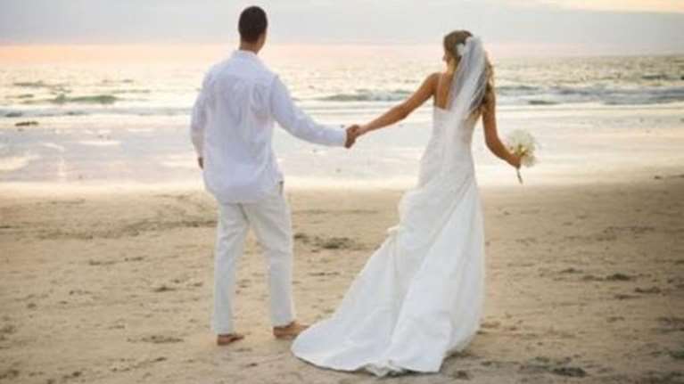 Ανοίγουν οι εκκλησίες: Βγαίνουν από τον "πάγο" γάμοι και βαπτίσεις - Νέοι περιορισμοί στους καλεσμένους