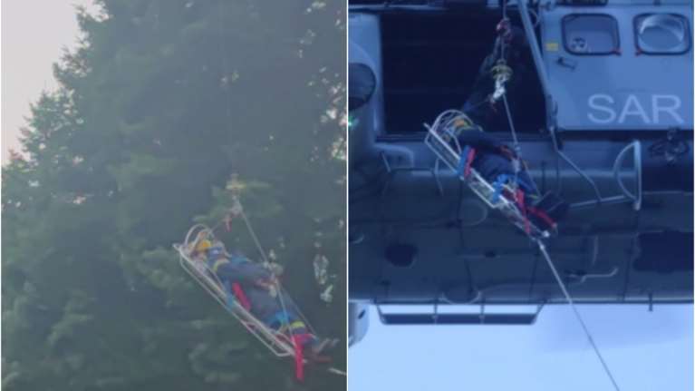 Φωτιά στα Τρίκαλα: Καρέ-καρέ η διάσωση με ελικόπτερο του πυροσβέστη που τραυματίστηκε σε δύσβατο σημείο [βίντεο]