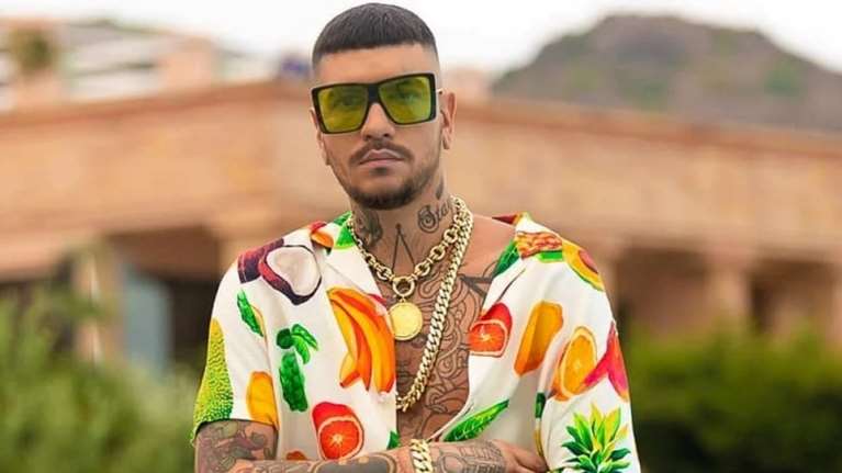 &quot;Ακούστε παλιοτσιμπ@@@&quot;¨: Ο Snik, μετά το &quot;πατσαβούρα&quot; στην κοπέλα του, βρίζει χυδαία τους δημοσιογράφους που σχολίασαν