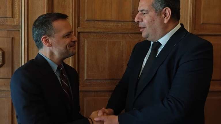Συνάντηση Χάρη Δούκα με τον Παλαιστίνιο πρέσβη στην Αθήνα - &quot;Ιστορικοί δεσμοί των δύο λαών&quot; [βίντεο]
