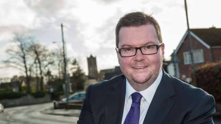 Σάλος στη Βρετανία: Δίωξη σε πρώην Εργατικό βουλευτή για σεξουαλική επίθεση