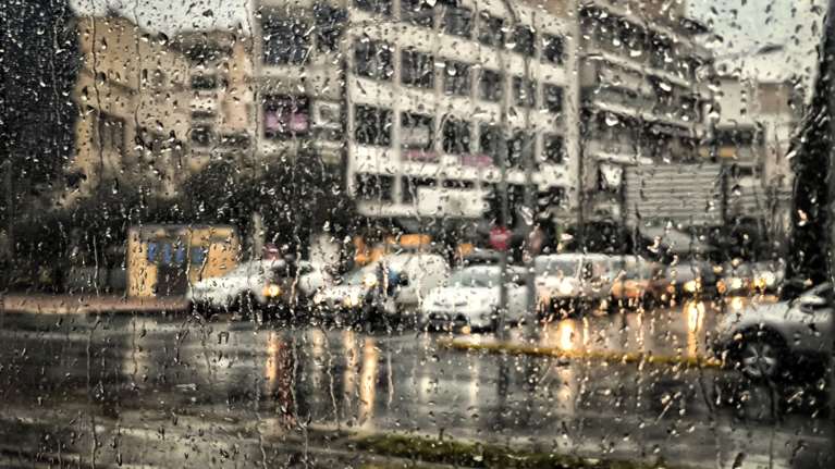 Πρόγνωση Μαρουσάκη: Μετατοπίζεται η κακοκαιρία μετά τη νεροποντή στην Αττική - "Παρέλαση" βαρομετρικών χαμηλών τις επόμενες μέρες