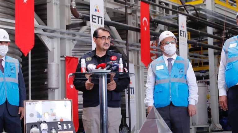 Προκλητικός ο Ντονμέζ: Το Oruc Reis θα ψάχνει κάθε σπιθαμή γύρω από το Καστελόριζο για ακόμη 2 μήνες