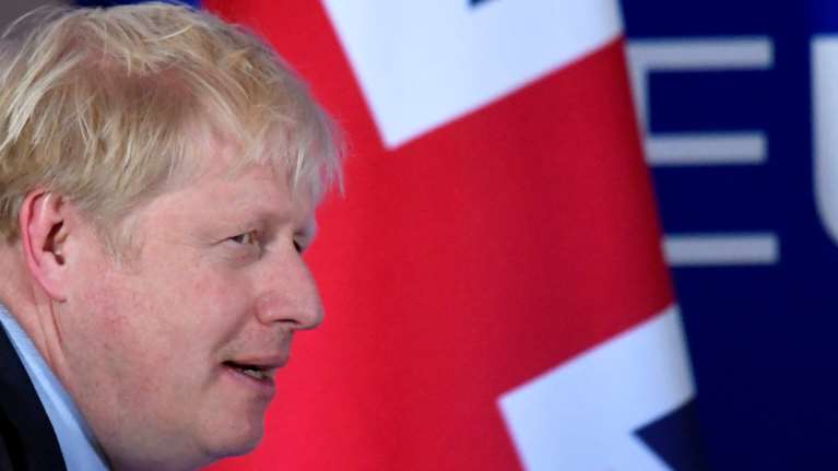 &quot;Φωτιά&quot; στην Ευρωπαϊκή Ένωση - Τζόνσον: Πάμε για Brexit χωρίς συμφωνία