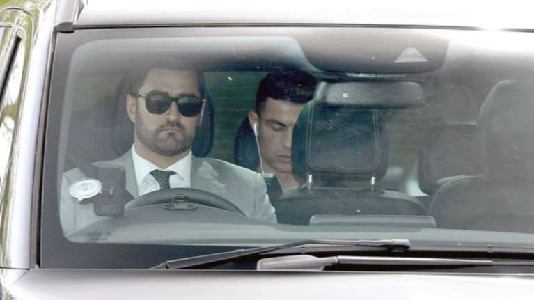 Κριστιάνο Ρονάλντο: Επέστρεψε στις προπονήσεις της Γιουνάιτεντ, μετά τον θάνατο του γιου του [Εικόνα]