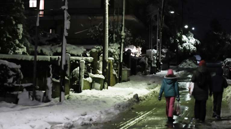 Καιρός: Ψυχρή εισβολή έρχεται να βάλει τη χώρα στο ψυγείο - Λευκό σκηνικό και στην Αττική, πού και πότε θα χιονίσει