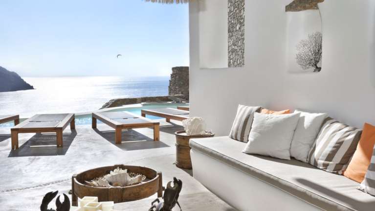 OWNERS: Η συνιδιοκτησία πολυτελών κατοικιών έρχεται στην Ελλάδα, πώς λειτουργεί και σε ποιους απευθύνεται