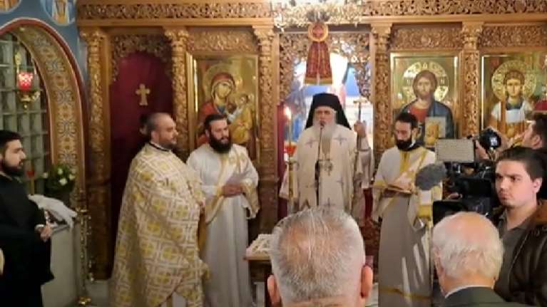 Θεσσαλονίκη: Σε κλίμα οδύνης το ετήσιο μνημόσυνο για τα θύματα του δυστυχήματος των Τεμπών [βίντεο]