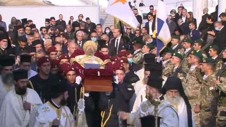 Κύπρος: Στην τελευταία του κατοικία ο Αρχιεπίσκοπος Χρυσόστομος Β&#39; - Αναπαύθηκε σε κρύπτη που ετοίμασε ο ίδιος [βίντεο]