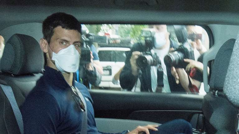 Πρώτη αντίδραση Τζόκοβιτς μετά την ήττα στην Αυστραλία: Είμαι εξαιρετικά απογοητευμένος αλλά σέβομαι την απόφαση