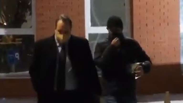 Βιασμός 24χρονης: Πέντε ώρες ολόκληρες κατέθετε ο 33χρονος μετρ του Αχίλλειον - Κατασχέθηκαν υπολογιστής και κινητά