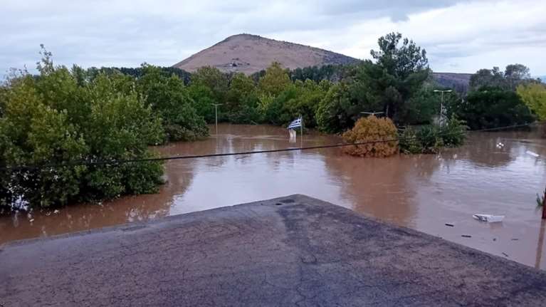 Ρίχνουν τους τόνους για την τομή στο ανάχωμα Καλέντζη: &quot;Ατυχείς δηλώσεις και από εμένα&quot;, λέει ο δήμαρχος Παλαμά