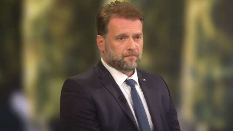 Κροατία: Αποπέμφθηκε από τα καθήκοντά του ο υπουργός Άμυνας μετά την εμπλοκή του σε θανατηφόρο τροχαίο