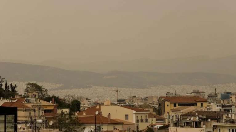 Μαρουσάκης: Έρχεται κύμα ζέστης από την Αφρική με 25άρια - Προειδοποίηση για λασποβροχές και σκόνη