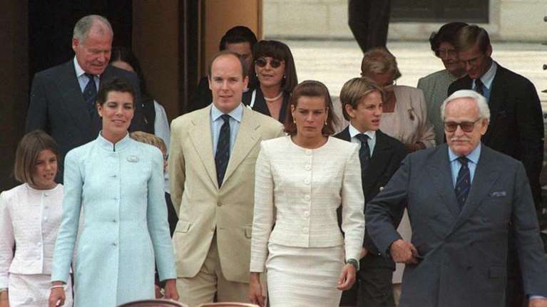 Γάμοι, χωρισμοί και θάνατοι: Η "κατάρα" που στοιχειώνει την πριγκιπική οικογένεια του Μονακό