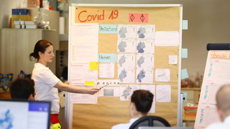 Κορονοϊός: Γιατί η Γερμανία υιοθετεί τη στρατηγική της Νότιας Κορέας