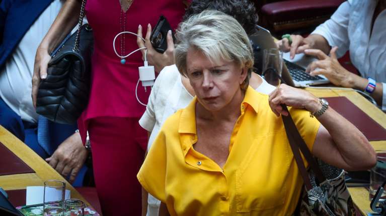 Ακρίτα για ΟΠΕΚΕΠΕ: Στην Επιτροπή δεν κάλεσαν ούτε τον Φραπέ, ούτε τον Χασάπη ούτε την τσελιγκοπούλα με την Πόρσε