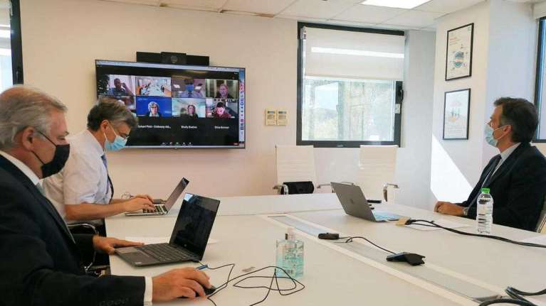 Τηλεδιάσκεψη Τσιόδρα, Αρκουμανέα με στελέχη του CDC - Συνεργασία με τον ΕΟΔΥ