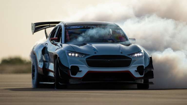 H νέα Mustang Mach-E γίνεται περιπολικό για τις αστυνομικές αρχές του Ηνωμένου Βασιλείου