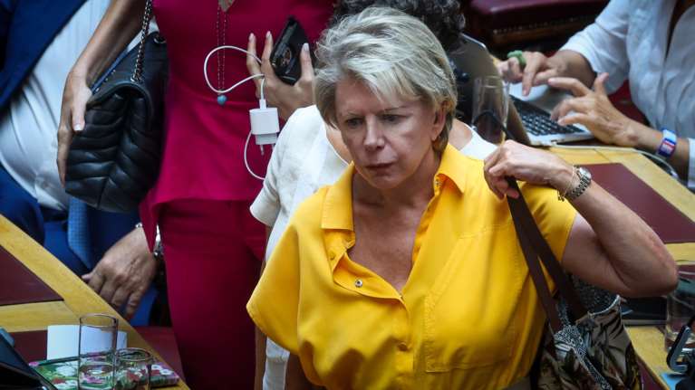 Η Έλενα Ακρίτα σηκώνει μανίκια: Η πρώτη αντίδραση για την αποχώρηση Αχτσιόγλου από τον ΣΥΡΙΖΑ