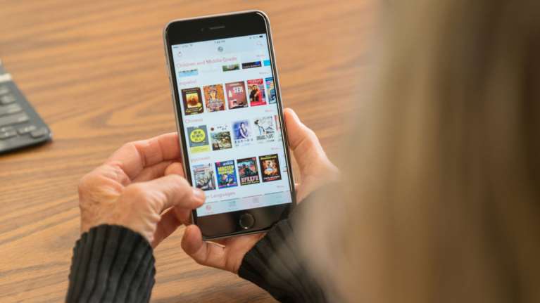 Στο φως κενό ασφαλείας για iphone και ipad: Και όμως χακάρονται