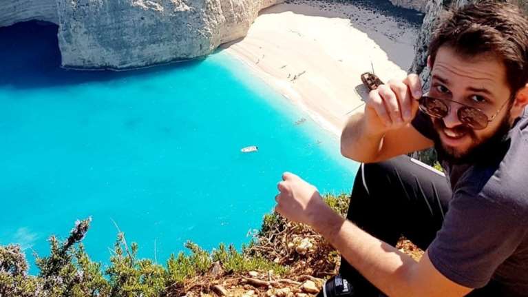 Ανδραβίδα: Θρήνος για τον 29χρονο σεφ που άφησε την τελευταία του πνοή στην άσφαλτο