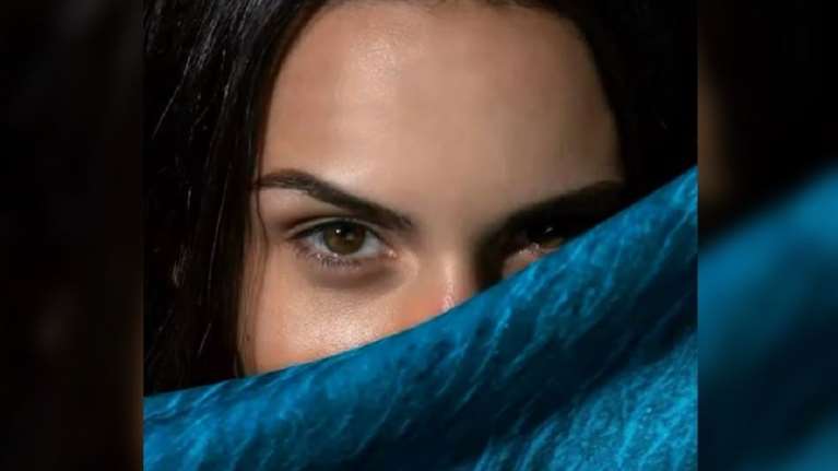 Μαρία Τσάλλα: Το μοντέλο που φωτογράφησε η Ρωσίδα κατάσκοπος μιλά για τη σχέση τους [βίντεο]